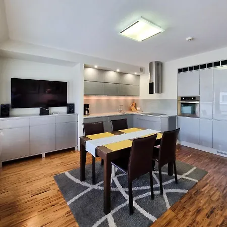 Visit Baltic - Sienkiewicza Slawomira Mrozka Z 2 Sypialniami Rs2 29 Apartamento